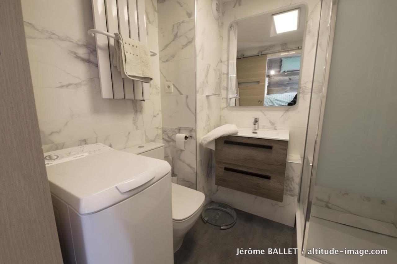 Nid Douillet De Apartment