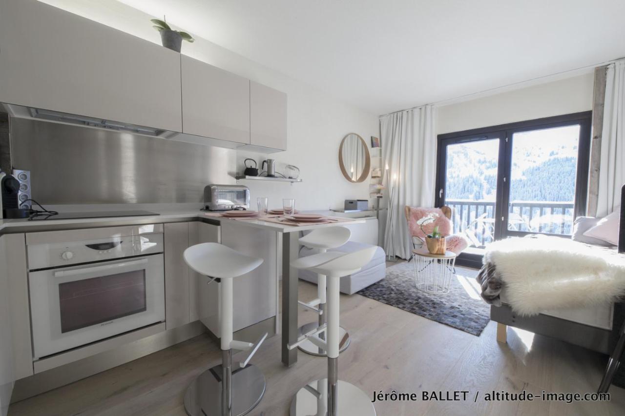 Nid Douillet De Apartment